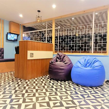 Stay Villa Hostel For Male And Female Mumbai Dış mekan fotoğraf