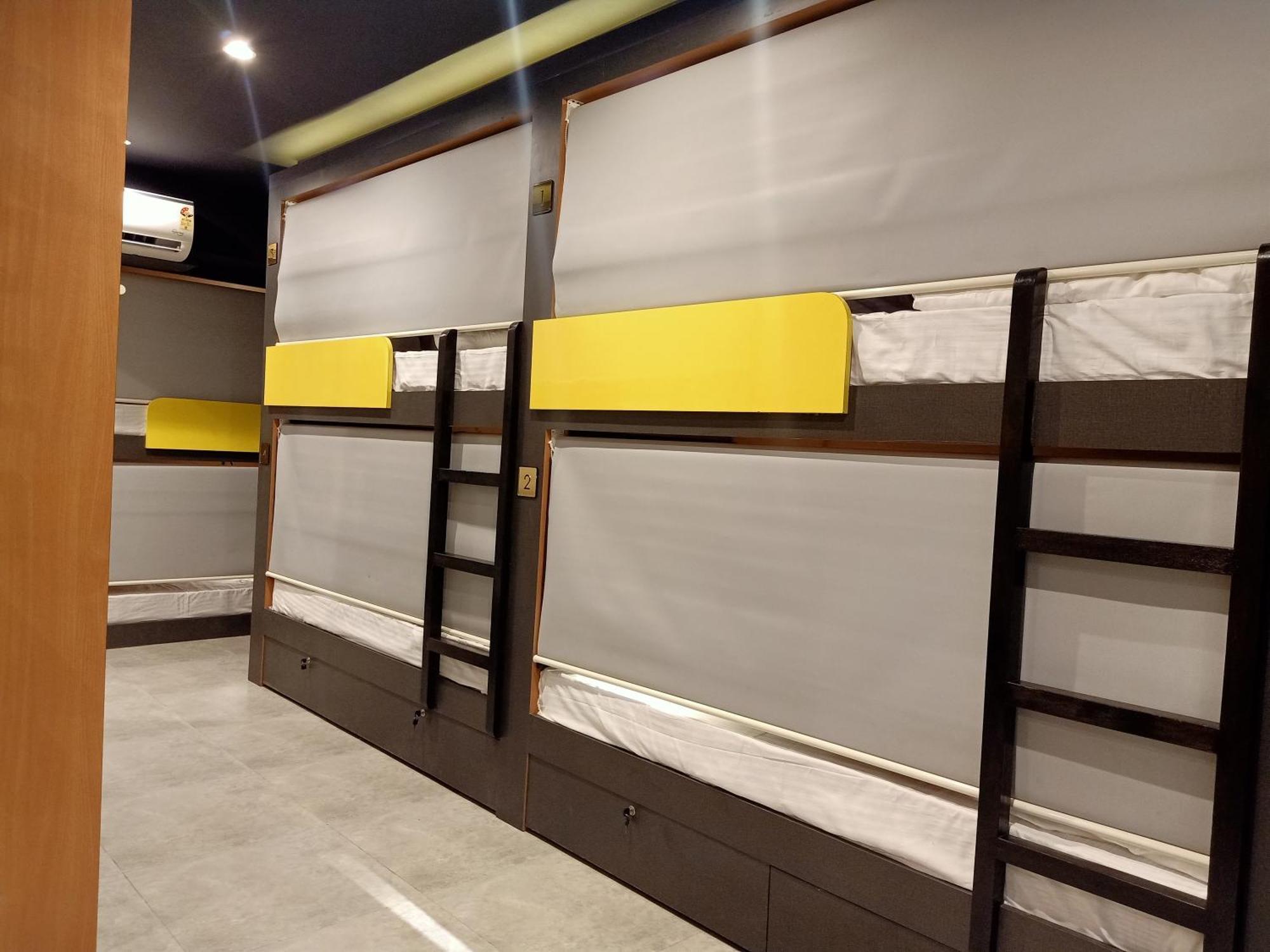 Stay Villa Hostel For Male And Female Mumbai Dış mekan fotoğraf