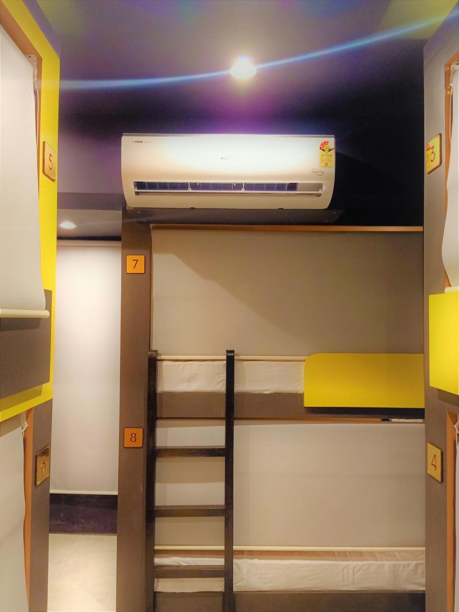 Stay Villa Hostel For Male And Female Mumbai Dış mekan fotoğraf