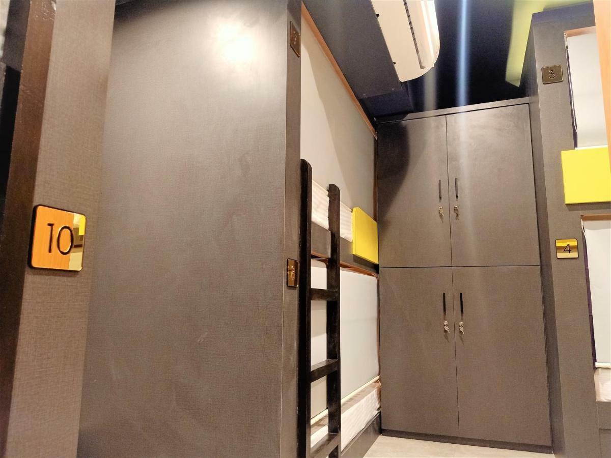 Stay Villa Hostel For Male And Female Mumbai Dış mekan fotoğraf