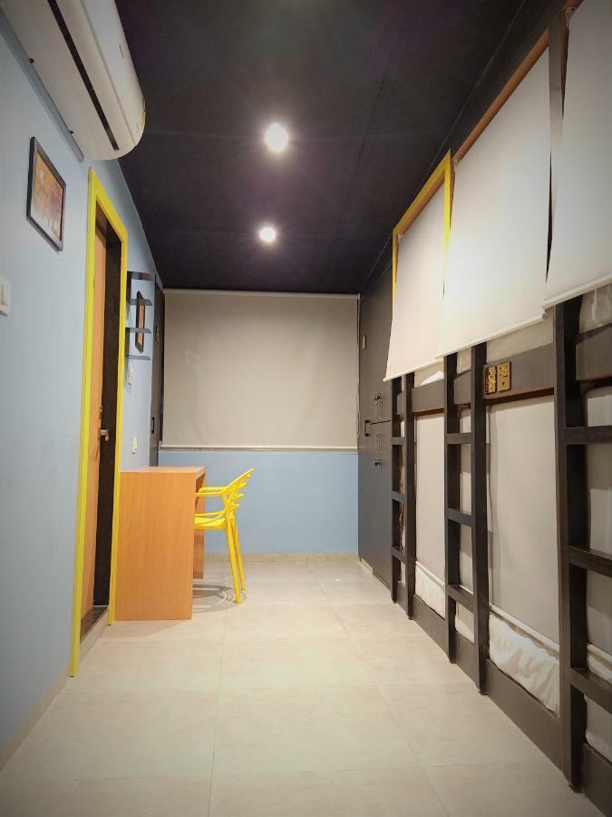 Stay Villa Hostel For Male And Female Mumbai Dış mekan fotoğraf