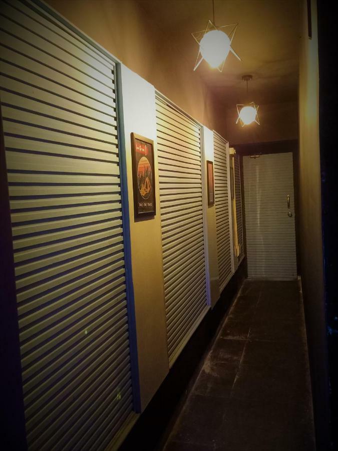 Stay Villa Hostel For Male And Female Mumbai Dış mekan fotoğraf