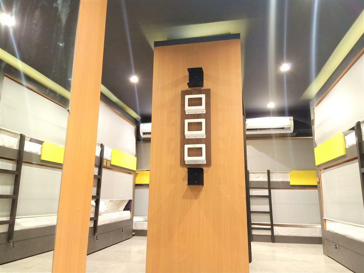 Stay Villa Hostel For Male And Female Mumbai Dış mekan fotoğraf