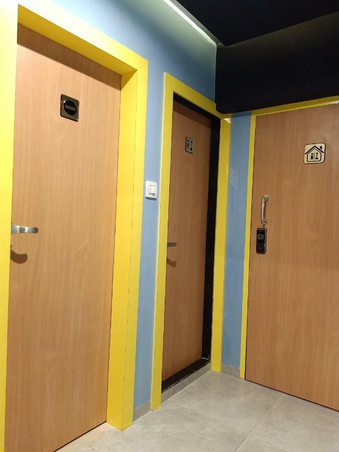 Stay Villa Hostel For Male And Female Mumbai Dış mekan fotoğraf
