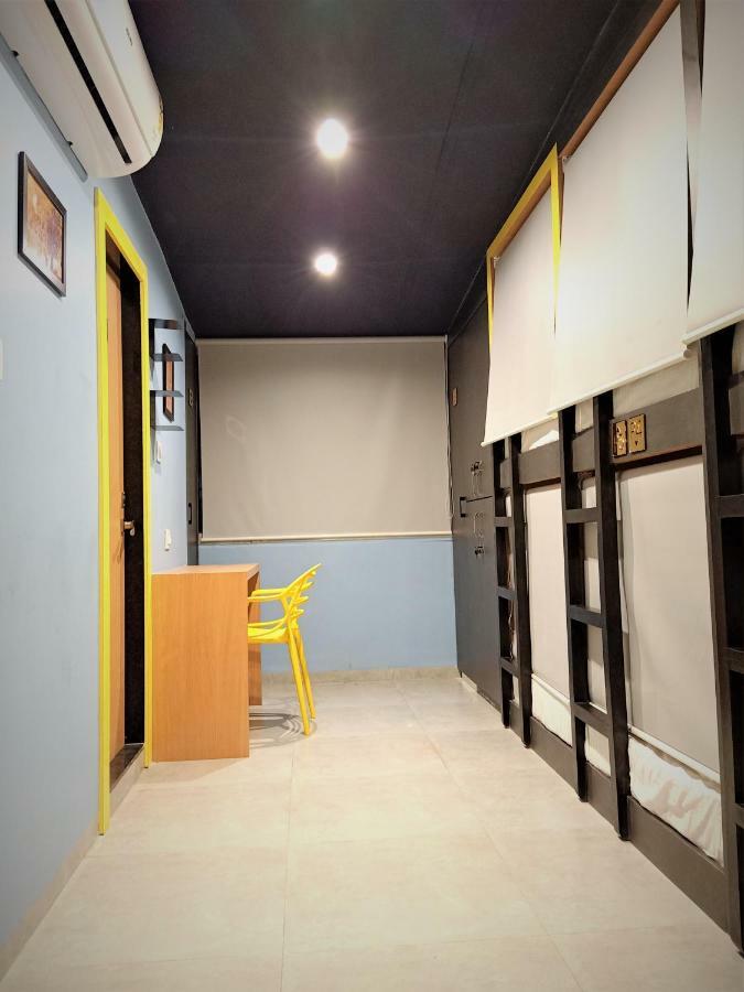 Stay Villa Hostel For Male And Female Mumbai Dış mekan fotoğraf